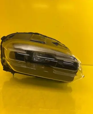 Porsche Taycan 9J1 Headlight/headlamp 9J1941032F