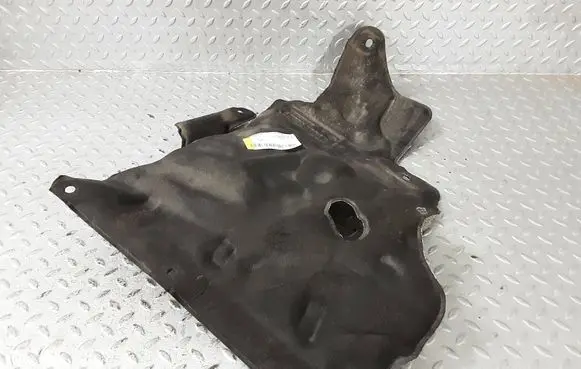 Dacia Sandero III Heat shield in engine bay 679003804R