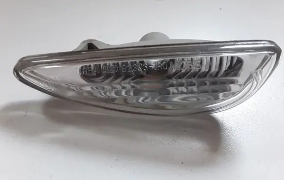 Hyundai i30 Front fender indicator light 923031R0