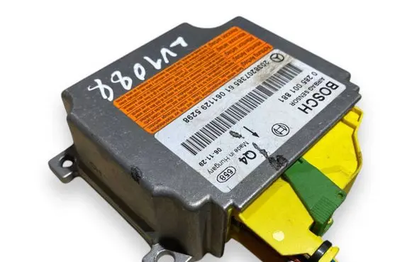 Mercedes-Benz C W203 Airbag control unit/module 2038207385 0285001881