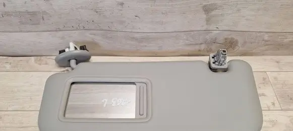 Toyota Auris 150 Sun visor 