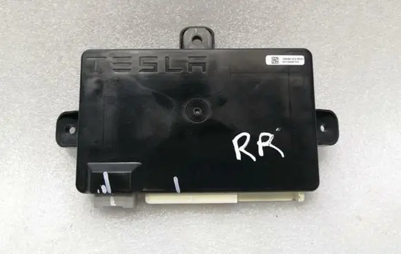 Tesla Model X Door control unit/module 104549010D