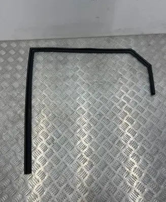 Hyundai Tucson LM Rubber seal rear door 