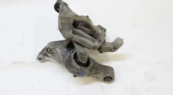 Toyota Proace Engine mount vacuum valve 9816338580