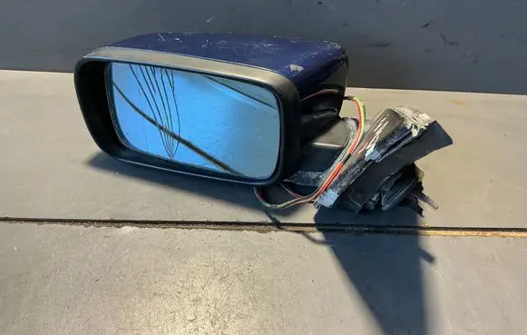 BMW 5 E39 Front door electric wing mirror E10117351