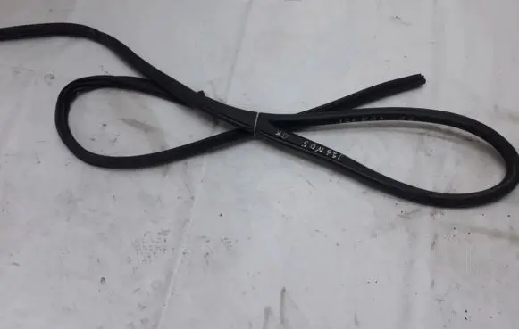 Nissan X-Trail T30 Rubber seal rear door 