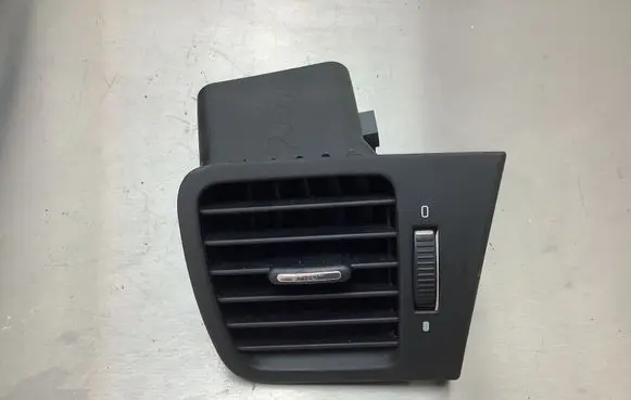 Subaru Legacy Dashboard side air vent grill/cover trim 