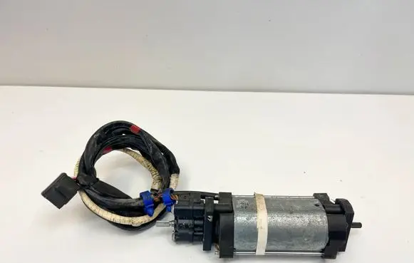 Mercedes-Benz SL R129 Seat adjustment motor A1298204142 1298204142