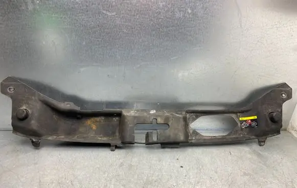 Volvo V50 Radiator trim 31217836