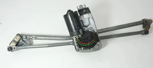 Audi A6 S6 C4 4A Front wiper linkage and motor 4A1955023C 0390241330
