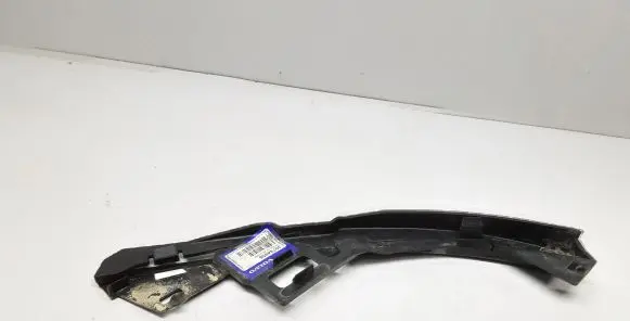 Volvo V50 Front bumper mounting bracket 30744956