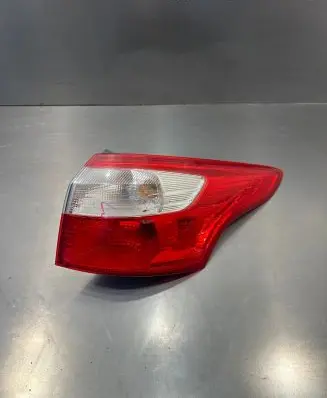 Ford Focus Rear/tail lights BM5113404G BM5113404H