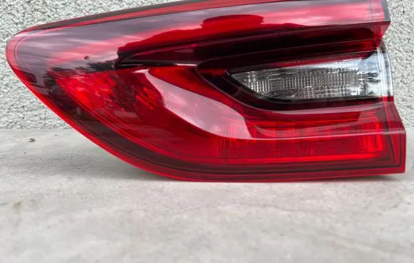 Opel Insignia B Tailgate rear/tail lights 39107539