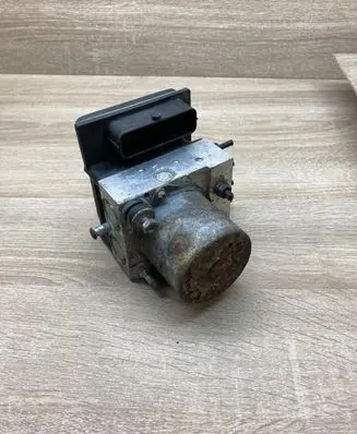 Audi A4 S4 B7 8E 8H ABS Pump 8E0910517 8E0614517BH 0265950473