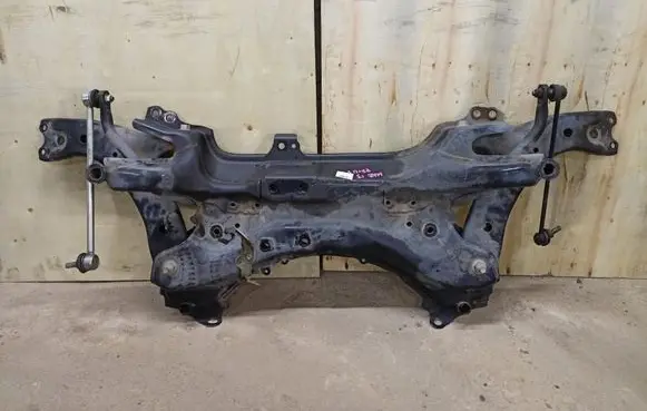 Toyota Prius+ (ZVW40) Front subframe 