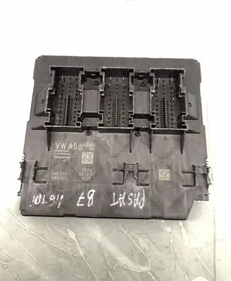 Volkswagen PASSAT B7 Comfort/convenience module 3AA937087F