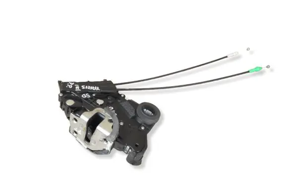 Toyota Yaris Front door lock 