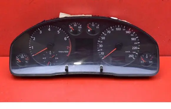 Audi A4 S4 B5 8D Speedometer (instrument cluster) 8D0919880N