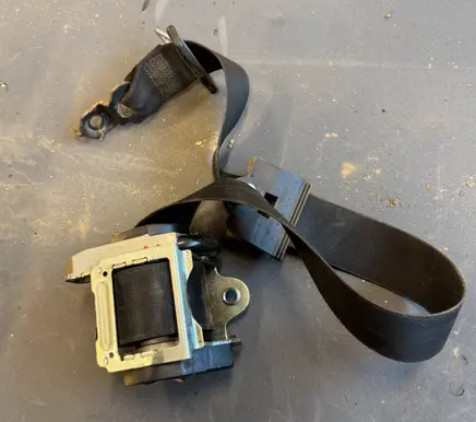 Volkswagen Crafter Front seatbelt 601384300 000000