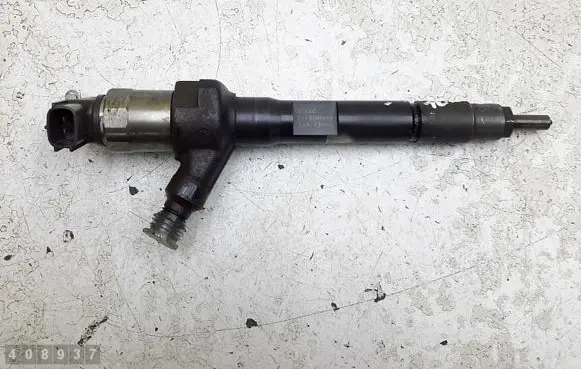 Mazda 6 Fuel injector R2AA13H50