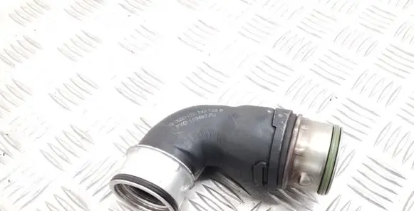 Volkswagen Golf Plus Turbo air intake inlet pipe/hose 1T0145790B