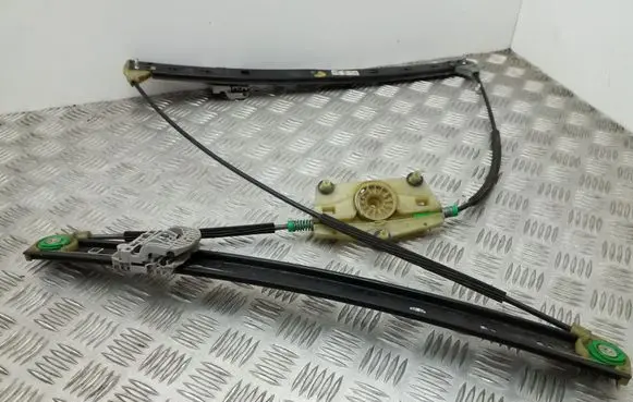 Audi Q7 4L Front window lifting mechanism without motor 4L0839461A
