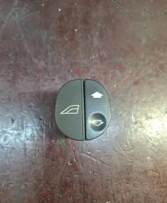 Ford Fiesta Electric window control switch 96FG14529AC 03153400