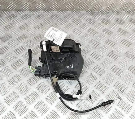 Citroen C4 III e-C4 Front door lock 9832797680