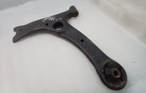 Toyota Corolla Verso AR10 Front lower control arm/wishbone