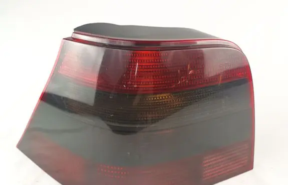 Volkswagen Golf IV Rear/tail lights 1J6945111T