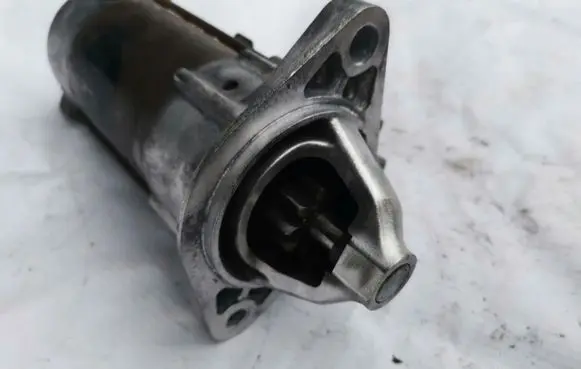 Toyota Corolla E120 E130 Starter motor 2810022040