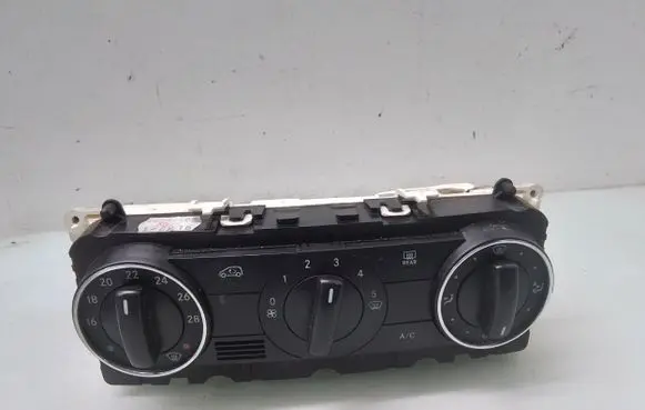 Mercedes-Benz B W245 Climate control unit A1699000900