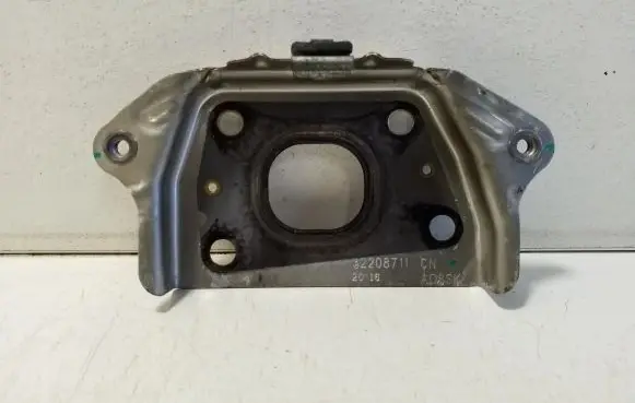 Volvo XC40 Other engine bay part 32208711