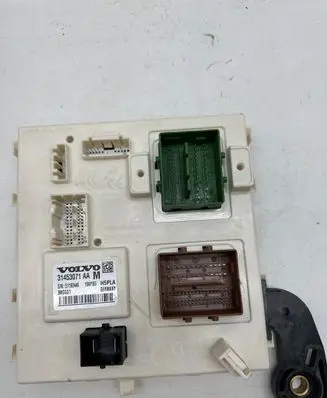 Volvo XC90 Comfort/convenience module 31453071 51192446 15W193