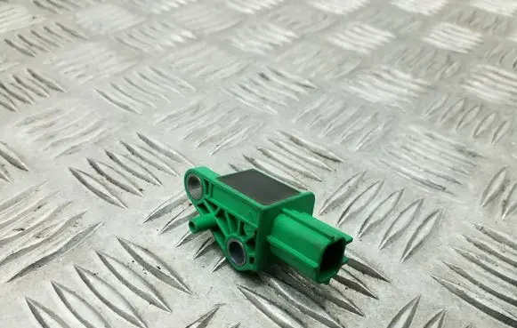 Audi A4 S4 B8 8K Airbag deployment crash/impact sensor 1K0909606C
