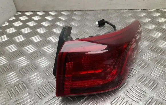 Rear/tail lights