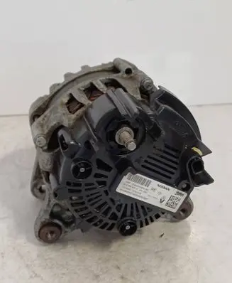 Renault Captur II Generator/alternator 231005300R TG12S341 2724121B