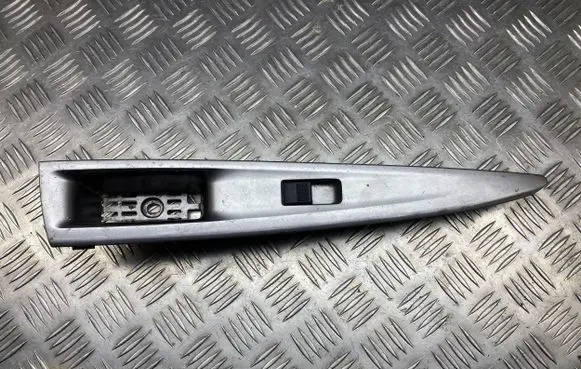 Mazda 2 Electric window control switch 3M71A24184F 3396