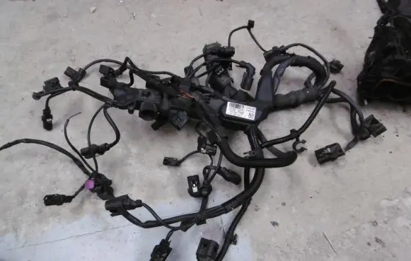 Mini Cooper Countryman R60 Engine installation wiring loom