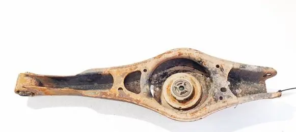 Volkswagen Jetta V Rear upper control arm/wishbone