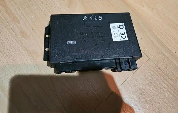 Audi A6 S6 C5 4B Comfort/convenience module 4B0962258D