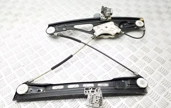 Mercedes-Benz E W211 Front door window regulator with motor A2118203042 A2117200246RE