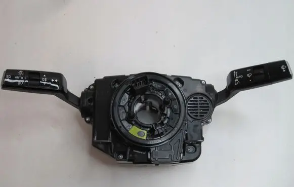 Peugeot 3008 III Central console control unit 9845235880