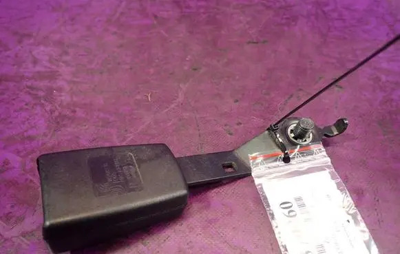 Fiat Punto (199) Front seatbelt buckle