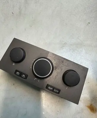 Opel Zafira B Climate control unit 13168100