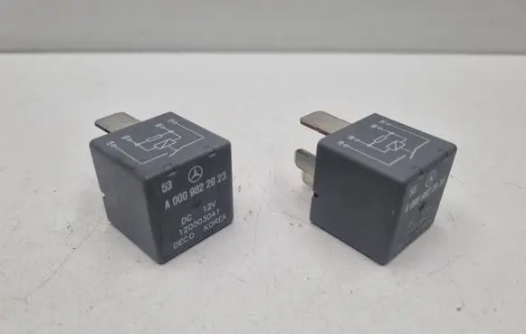 Mercedes-Benz C W205 Other relay A0009822923 0009822923 120003041