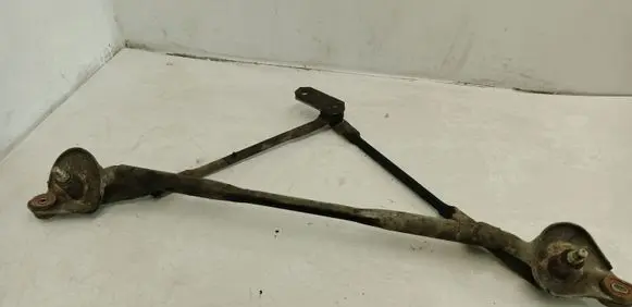 Front wiper linkage