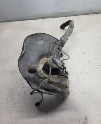 Mercedes-Benz E W211 Front wheel hub 2115451040