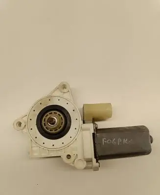 BMW 6 F06 Gran coupe Front door window regulator motor 9030287 840311623A 7304521