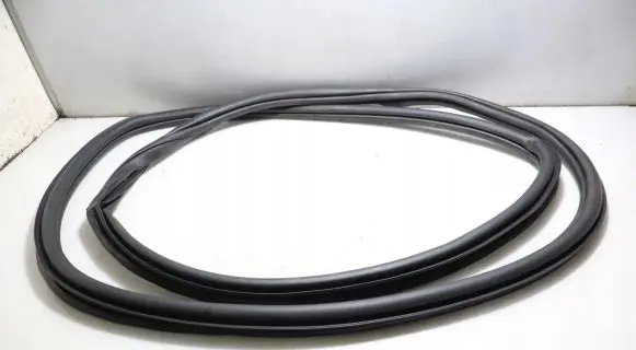 Skoda Kodiaq Rubber seal rear door 